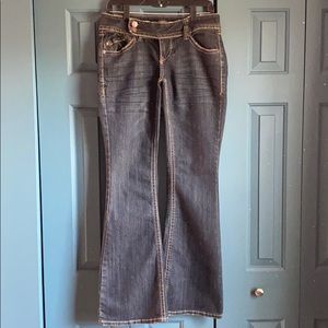 Gorgeous flare jeans!